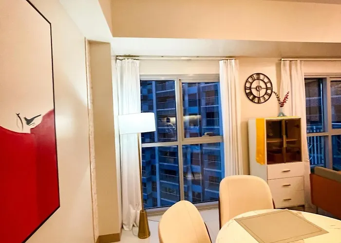Luxurious 1br In Bayshore W Sunset View Near Okada *